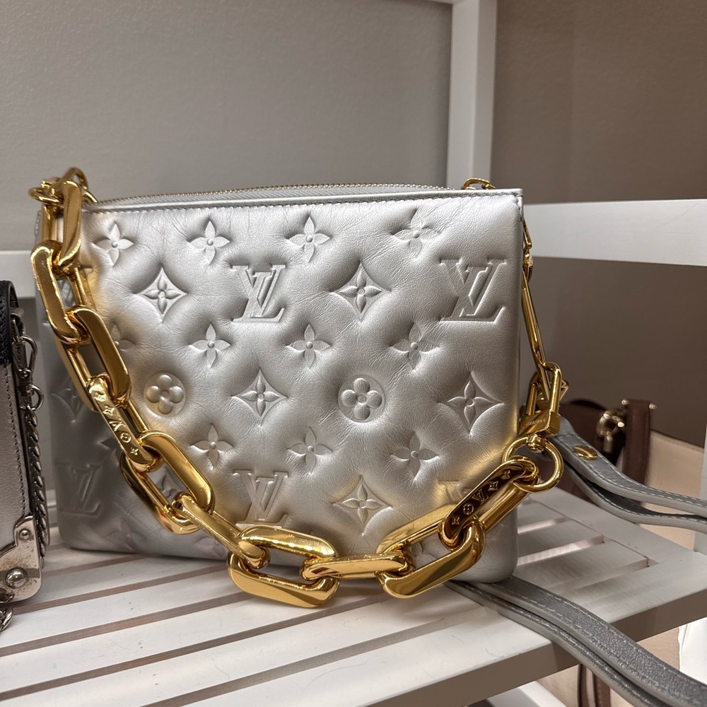 Louis Vuitton Limited edition Silver Coussin - Picture 2 of 8